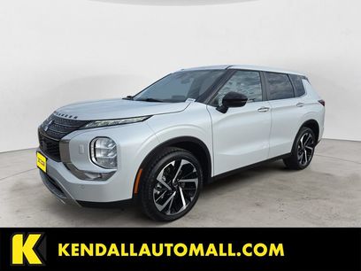 Used 2024 Mitsubishi Outlander SE