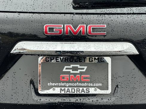 Used 2024 GMC Terrain Denali w/ Black Diamond Edition AWD/4WD image 49