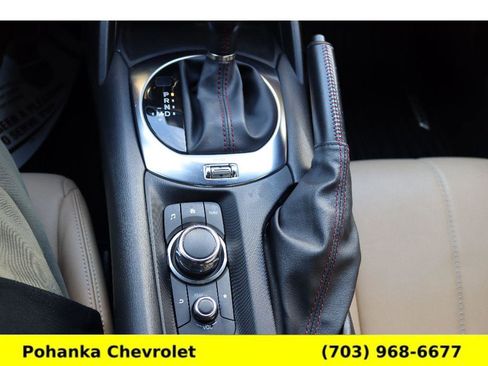 Used 2017 MAZDA MX-5 Miata RF Grand Touring image 11