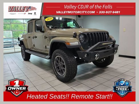 Used 2020 Jeep Gladiator Overland w/ Popular Equipment Package AWD/4WD image 1