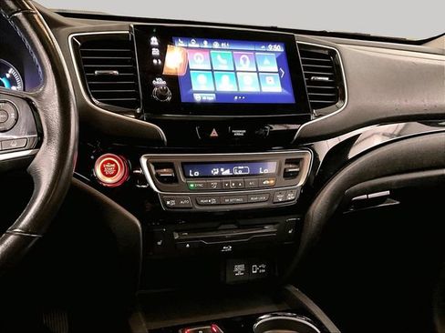 Used 2020 Honda Pilot Touring image 7