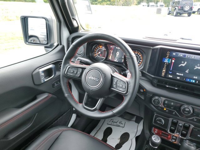 Used 2026 Jeep Wrangler Unlimited Rubicon 392 w/ Quick Order Package 27X Moab AWD/4WD image 18