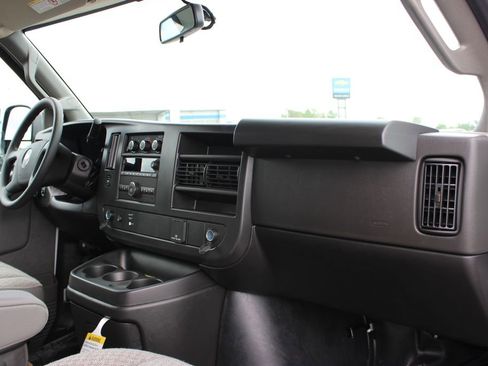 New 2026 Chevrolet Express 3500 Extended RWD image 23