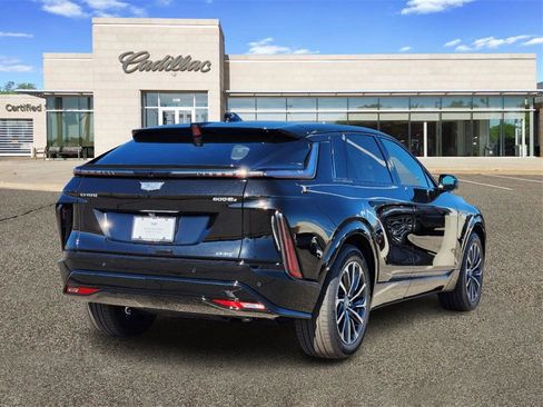 New 2025 Cadillac Lyriq Sport image 7