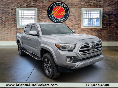 Used 2019 Toyota Tacoma Limited AWD/4WD image 1