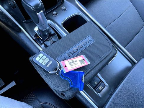 Used 2020 Honda Accord Sport image 31