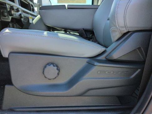 Used 2025 Ford F350 XL w/ XL Chrome Package AWD/4WD image 23