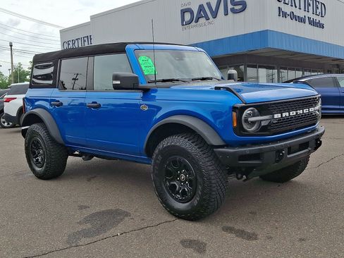 Used 2024 Ford Bronco Wildtrak AWD/4WD image 3