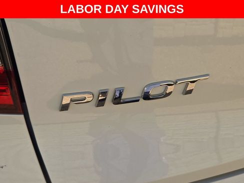 Used 2021 Honda Pilot EX-L image 3