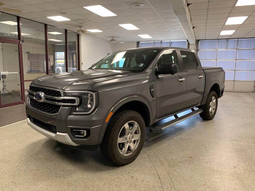 Used 2024 Ford Ranger XLT w/ Technology Package AWD/4WD image 2