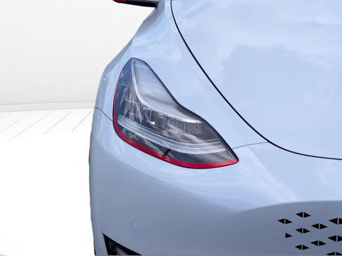 Used 2020 Tesla Model Y Performance AWD/4WD image 8
