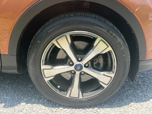 Used 2017 Ford Escape SE w/ Equipment Group 201A AWD/4WD image 39