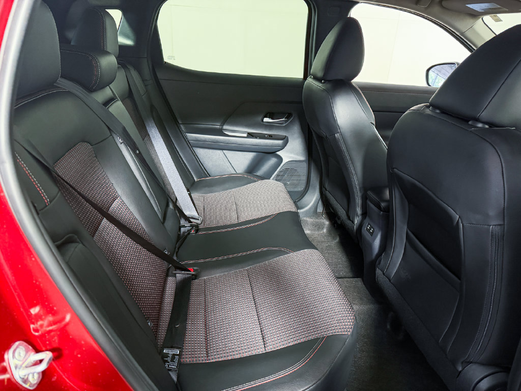 Certified 2026 Nissan Kicks SR AWD/4WD image 30
