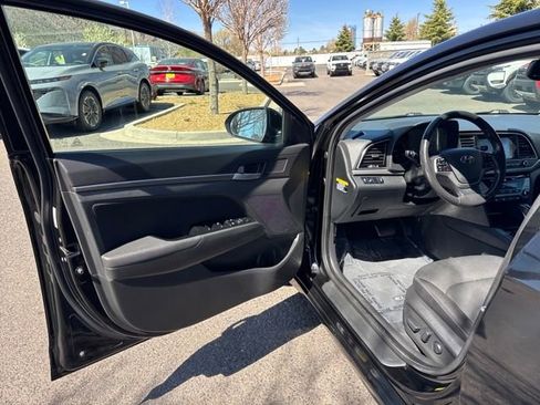 Used 2017 Hyundai Elantra Value Edition image 12