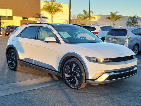 Certified 2025 Hyundai Ioniq 5 Limited image 28