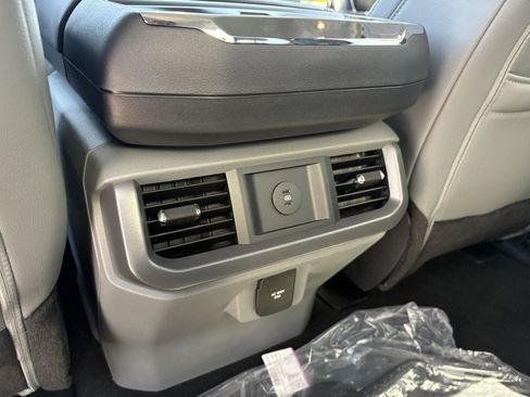 New 2025 Ford F150 Lightning Flash AWD/4WD image 20