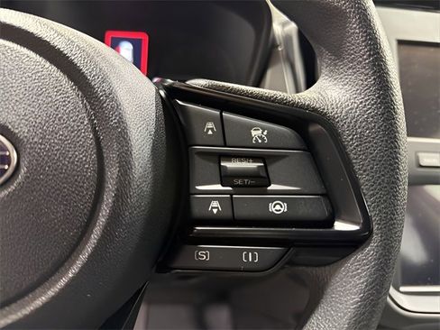 Used 2024 Subaru Crosstrek 2.0i image 17