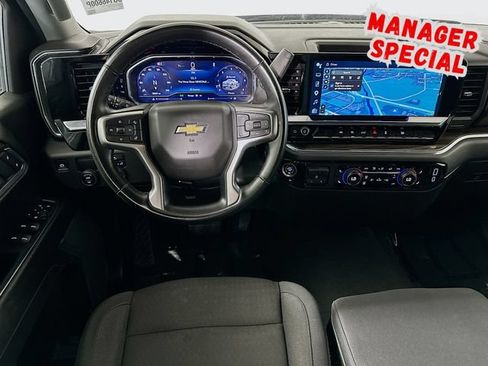 Used 2025 Chevrolet Silverado 1500 LT RWD image 23