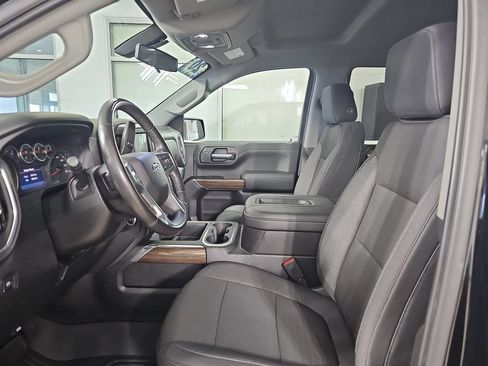 Used 2020 Chevrolet Silverado 1500 LT Trail Boss AWD/4WD image 18