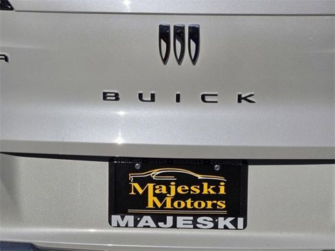 Used 2024 Buick Envista Avenir image 11