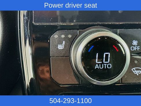 Used 2024 Toyota Highlander Limited image 19