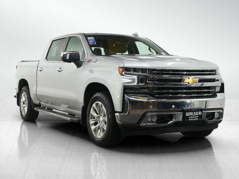 Used 2022 Chevrolet Silverado 1500 LTZ w/ LTZ Premium Package image 7