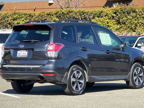 Used 2018 Subaru Forester 2.5i Premium image 5
