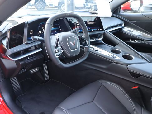 Used 2026 Chevrolet Corvette Stingray Coupe w/ 1LT RWD image 12