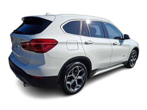 Used 2018 BMW X1 xDrive28i AWD/4WD image 2