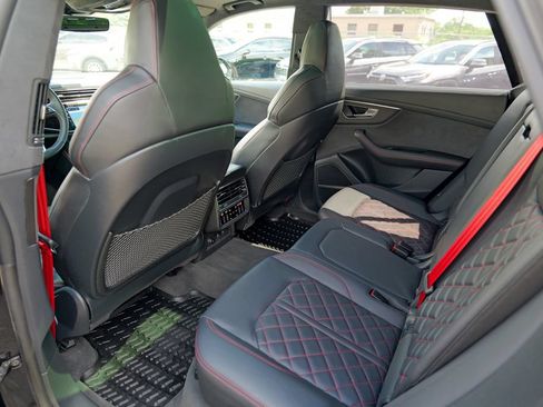Used 2025 Audi SQ8 Prestige w/ Prestige Package AWD/4WD image 27