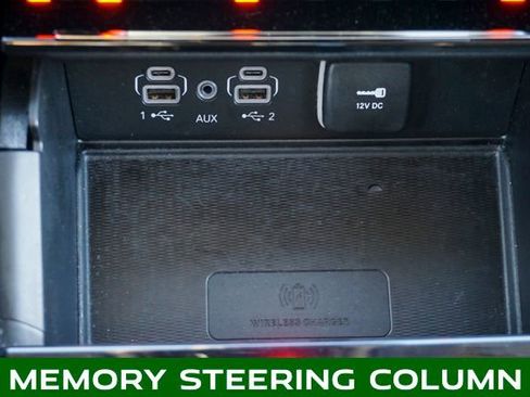 Used 2023 Jeep Grand Cherokee Limited w/ Luxury Tech Group II image 22