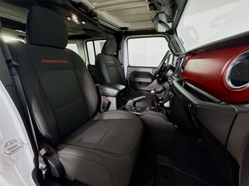 Used 2023 Jeep Wrangler Unlimited Rubicon w/ LED Lighting Group image 28