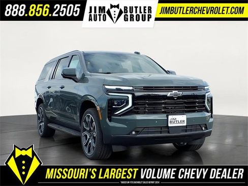 New 2026 Chevrolet Suburban RST image 6