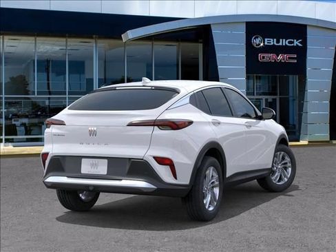 New 2026 Buick Envista Preferred FWD image 4
