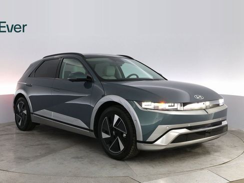 Used 2025 Hyundai Ioniq 5 Limited image 4