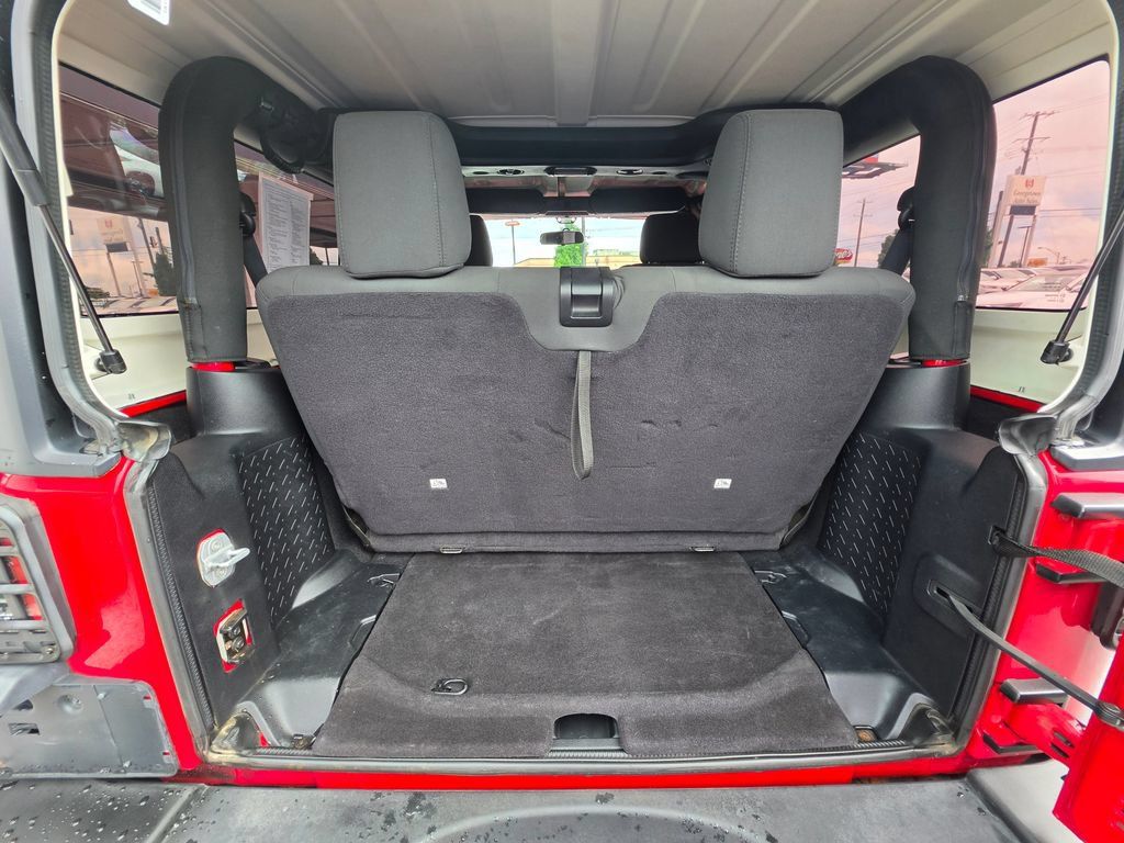 Used 2011 Jeep Wrangler Sport AWD/4WD image 6