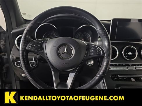 Used 2019 Mercedes-Benz GLC 350e 4MATIC image 10