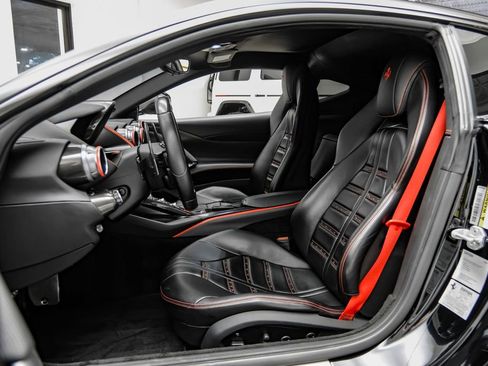 Used 2019 Ferrari 812 Superfast RWD image 36
