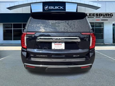 Used 2023 GMC Yukon SLT w/ SLT Premium Package AWD/4WD image 6