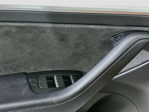 Used 2023 Tesla Model 3 Standard Range RWD image 15