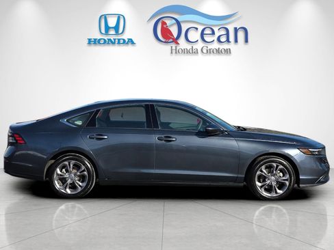Used 2024 Honda Accord EX image 2