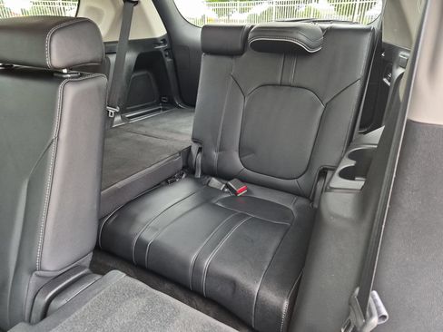 Used 2023 Honda Pilot Elite image 24