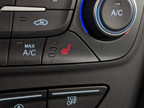 Used 2019 Ford Escape SEL image 26