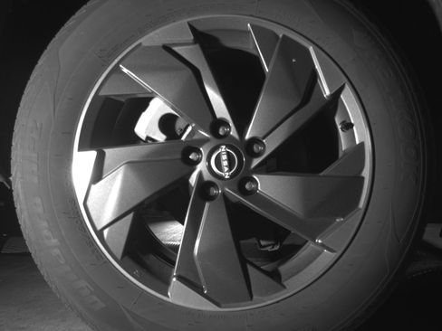 Used 2025 Nissan Rogue SV image 15