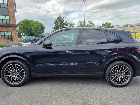 Used 2020 Porsche Cayenne AWD/4WD image 4