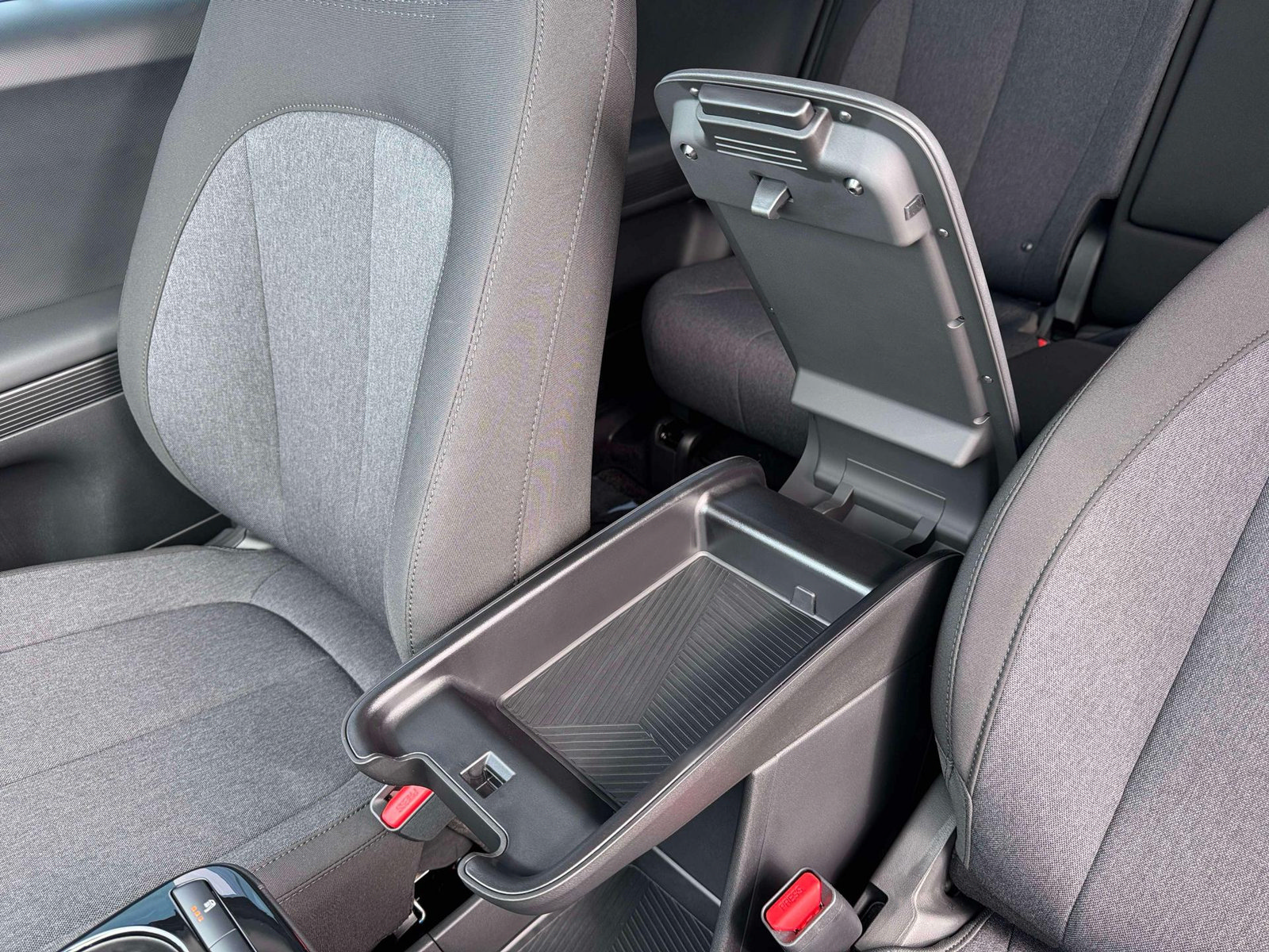 New 2026 Hyundai Ioniq 5 SE RWD image 19