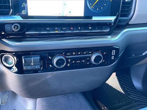 Used 2026 Chevrolet Silverado 1500 LT image 23