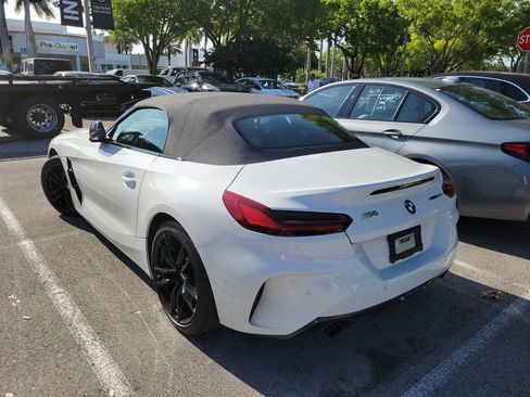 Used 2020 BMW Z4 sDrive30i w/ M Sport Package RWD image 4