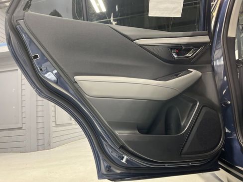 Used 2025 Subaru Outback Premium image 28