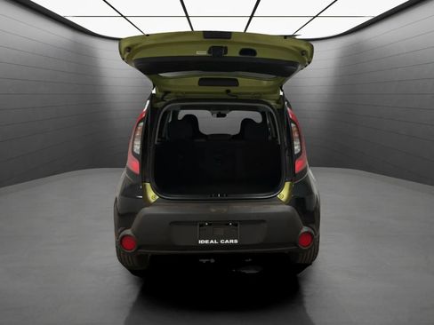 Used 2015 Kia Soul + FWD image 19
